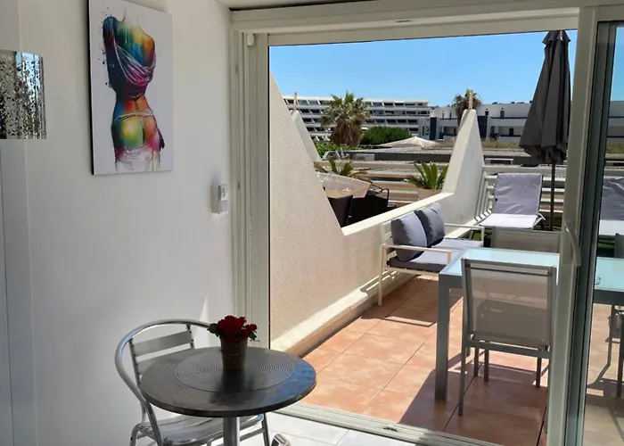 The Naturist Glamour Daire Agde